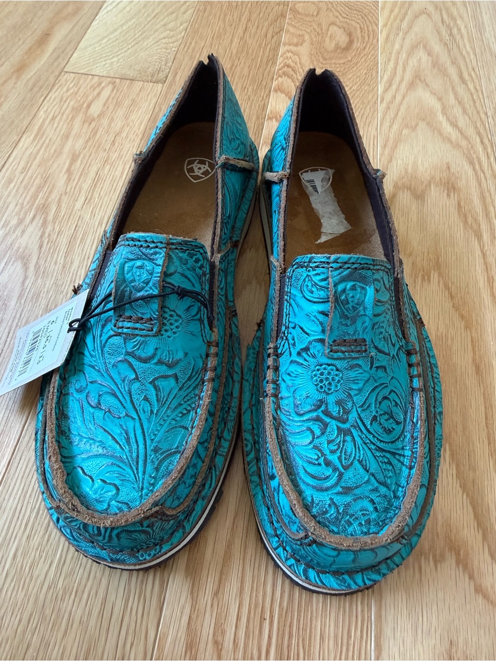 Ariat Women’s Cruiser Slip-On — Brushed Turquoise Floral Emboss | Size 6 NWT